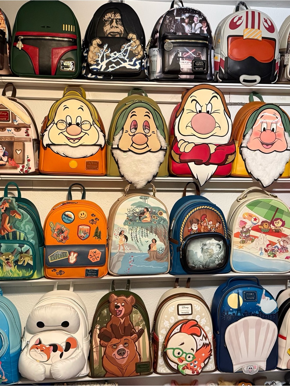 Loungefly Grumpy Dwarf Character Backpack - RARITY - Picture 13 of 14